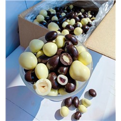 Орехово-ягодное ассорти в шоколаде, 880 р/кг