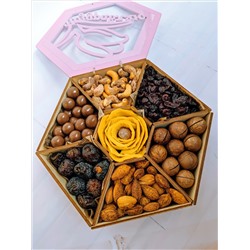 Подарочный набор из орехов и сухофруктов, 1,4кг