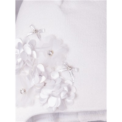 Набор: Шапка вязаная, на завязках, на синтепоне, цветы+шарф, белая